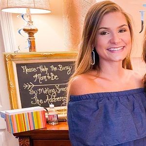 Meet your Posher, Courtney